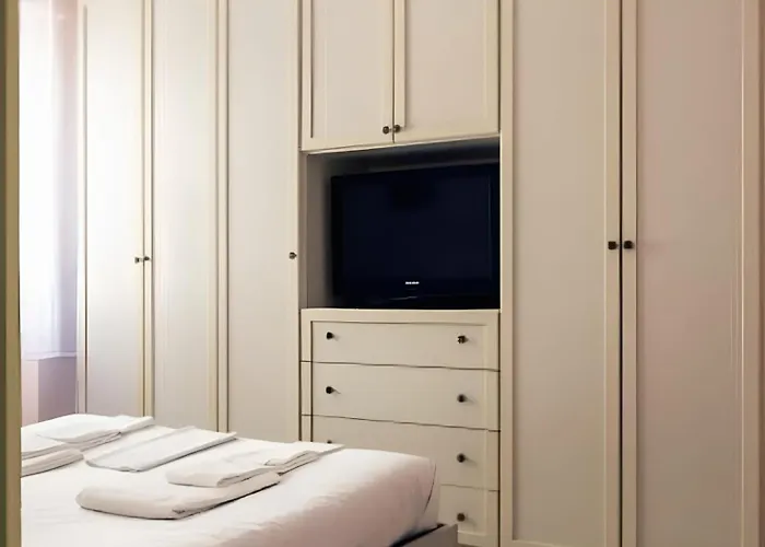 I-host - Della Torre 32 Apartamento Milán