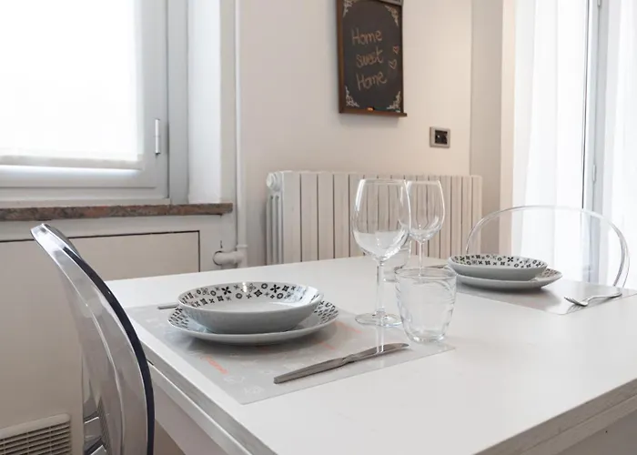 Italianway Easy - Dei Fontanili 1 アパート ミラノ