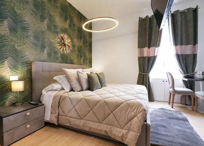 Duomo Luxury Crystal Apartment