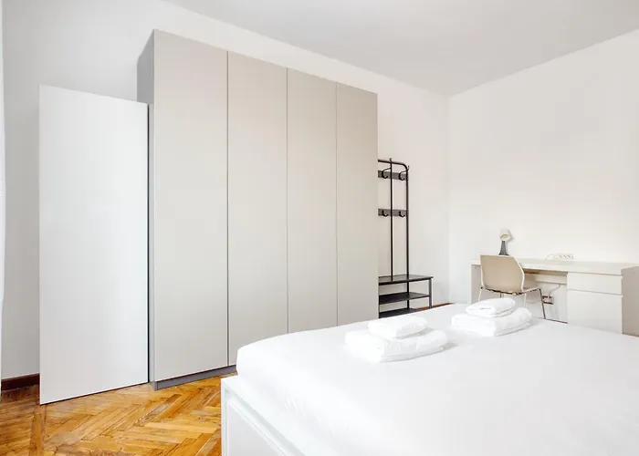 Just Urban - Bright Flat Solari Area - 2 Min Metro M4 *