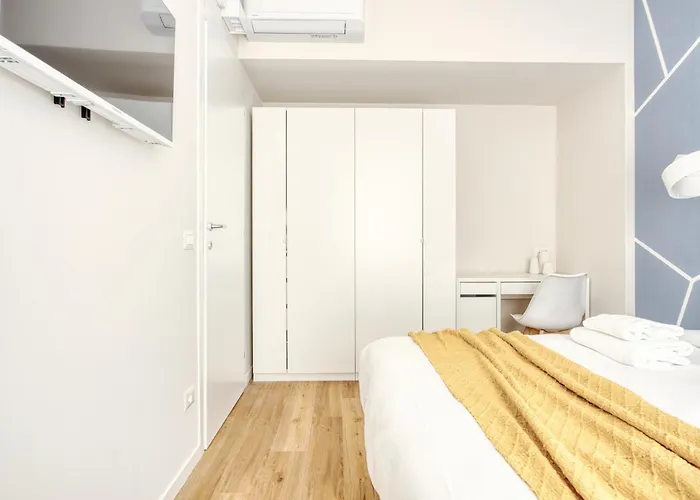 Hostmate - - Imperia's Prism - Romolo Iulm Lägenhet