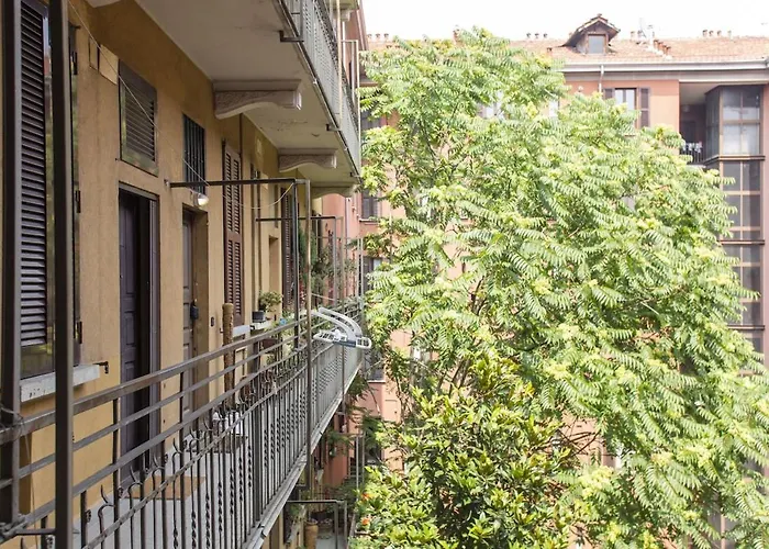 Correggio14 Living -