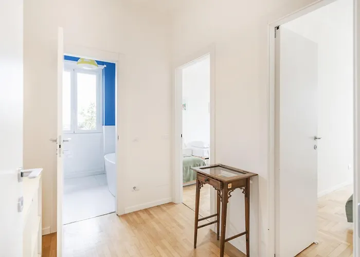Apartment Easylife - - Cantore 12 - Navigli Milan