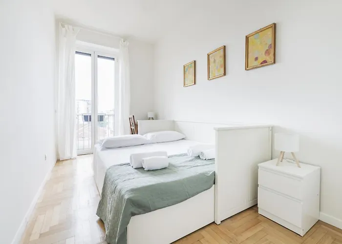 Easylife - - Cantore 12 - Navigli Milan