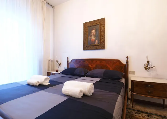 Lägenhet Primopiano - Savona B Milano