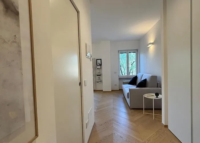 Apartment Bright With Balcony - Navigli *