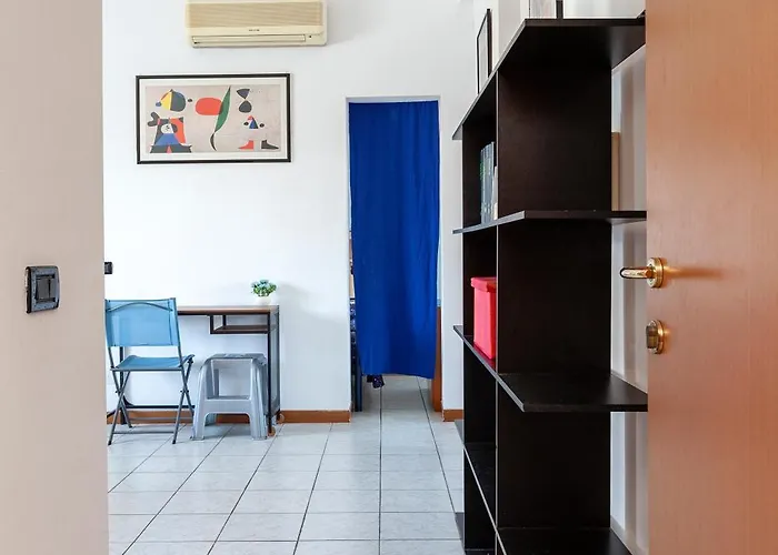 Erasmus بيت ضيافة ميلان