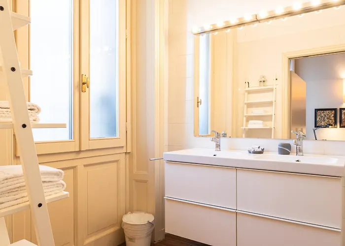Crocetta Turandot One Bed 1st Floor - Mirable Pm Milano