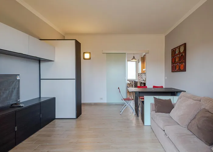 Palmanova 215 * Mediolan