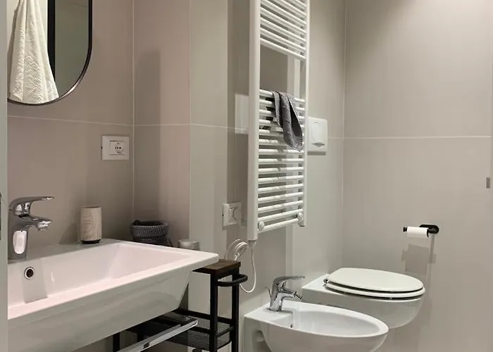 Luxury Zezon * Milan