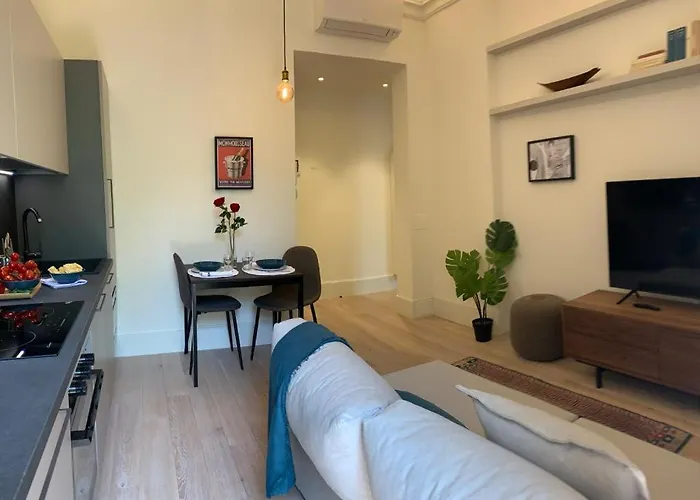 Luxury Zezon Milan