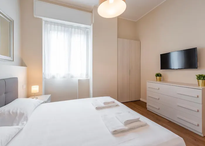 Duomo B - Two Bedrooms & Bathroom Lägenhet Milano