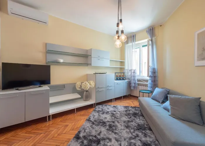 I-host - Lucania 12 Μιλάνο