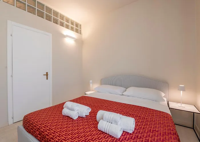 Bright And Modern 2 Double Bedrooms Bocconi Milan
