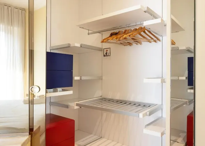 Spacious Two Bedrooms Solari Area - Mirable Pm شقة