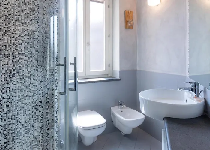 Spacious Two Bedrooms Solari Area - Mirable Pm アパート