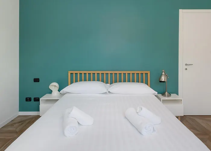 Bright One Bedroom Porta Venezia - Mirable Pm Milánó
