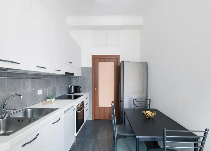 Easylife - Attico Di Lusso A Pochi Passi Dal Duomo アパート *