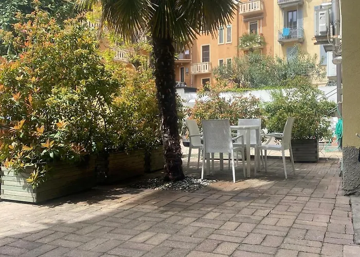 Artist S 80 Mq With Garden And Palm Tree Apartmán Milán