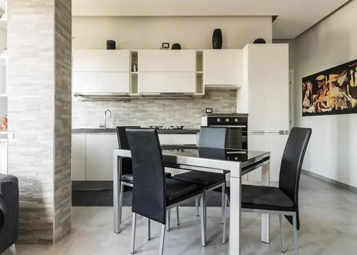 Luxury In Prada District Near Mm Brenta & Center - Ideal For Business Profiles Appartement Milaan