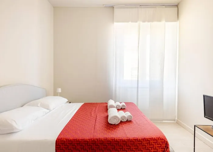 Bright And Modern 2 Double Bedrooms Bocconi Apartment *