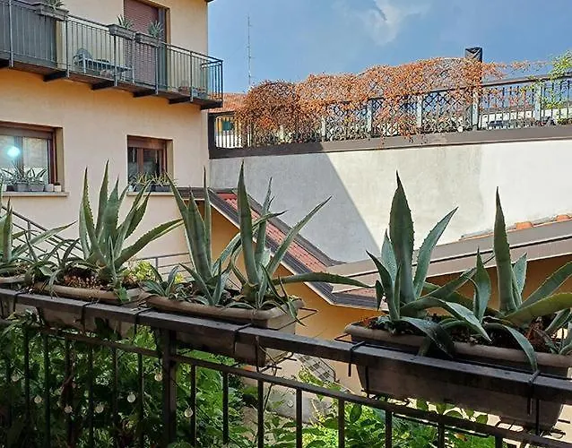 Elegant Stylish House With Garden & Ac Apartman Milánó