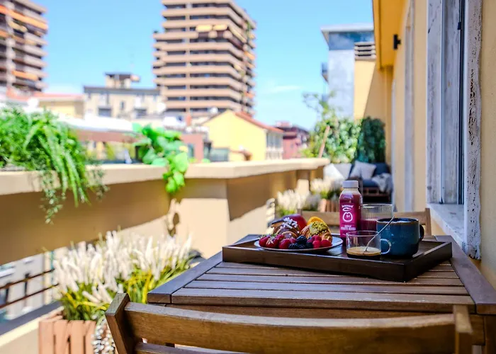 Lussuoso Attico Con Terrazza, Vicino Metro, Duomo, Fondazione Prada 公寓