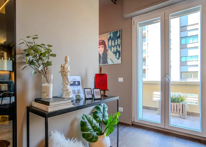 公寓 Lussuoso Attico Con Terrazza, Vicino Metro, Duomo, Fondazione Prada