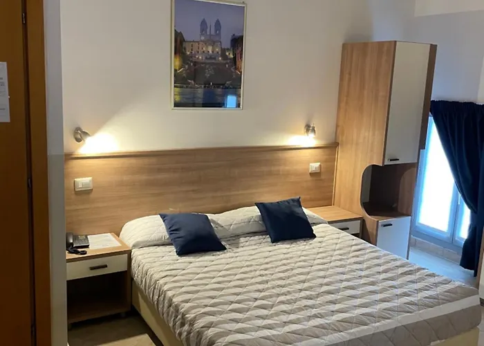 Montecarlo 3* Milan