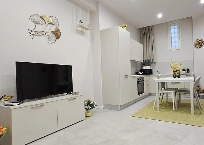 Gambara M1 - Prato Fiorito, Appartament شقة ميلان