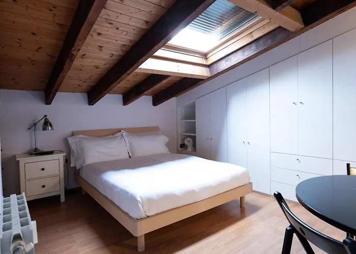 Apartment Charming Attic In The Center Of Milan! *