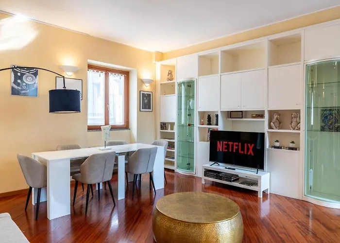 Apartment Duomo Milan-attic With Terrace-netflix And Wifi