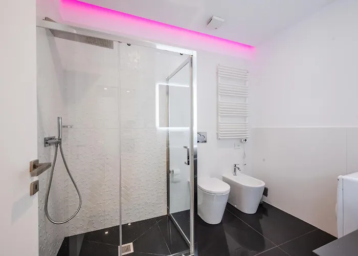 Duomo Area Luxury Design & Netflix Mood