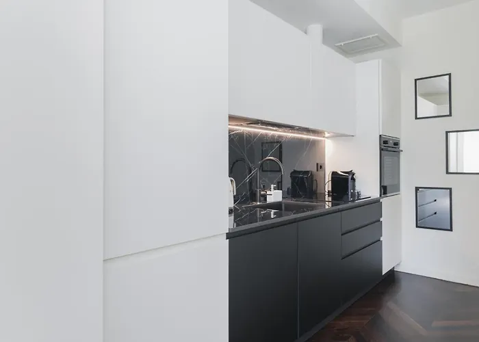 Easylife - Wellness Con E Solarium In Centro Milano