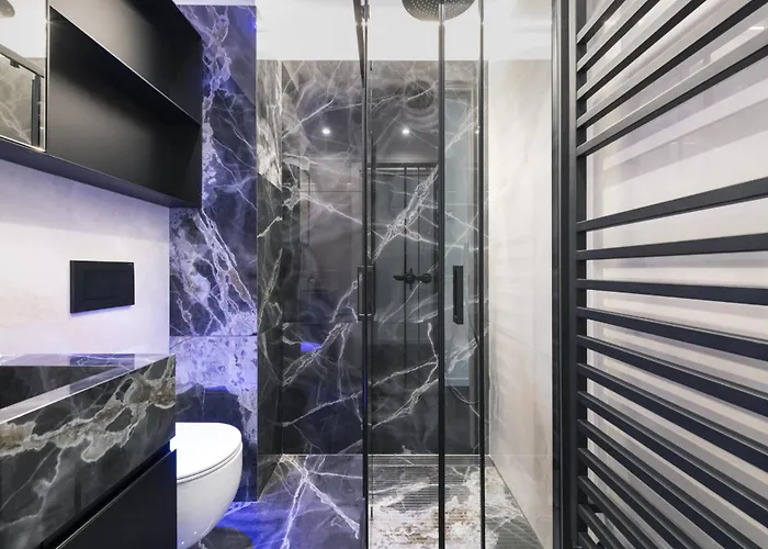 Easylife - Wellness Con E Solarium In Centro Appartamento
