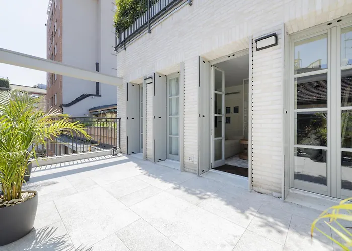 Easylife - Wellness Con E Solarium In Centro