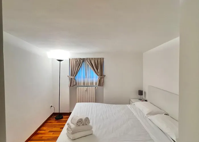 Stadio E Ippodromo A Due Passi, Parking, Metro E Wifi 公寓 *