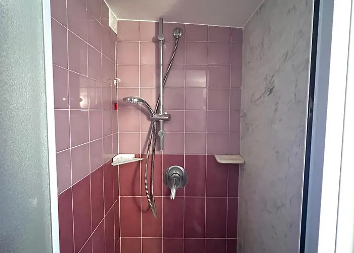 Stadio E Ippodromo A Due Passi, Parking, Metro E Wifi 公寓 *