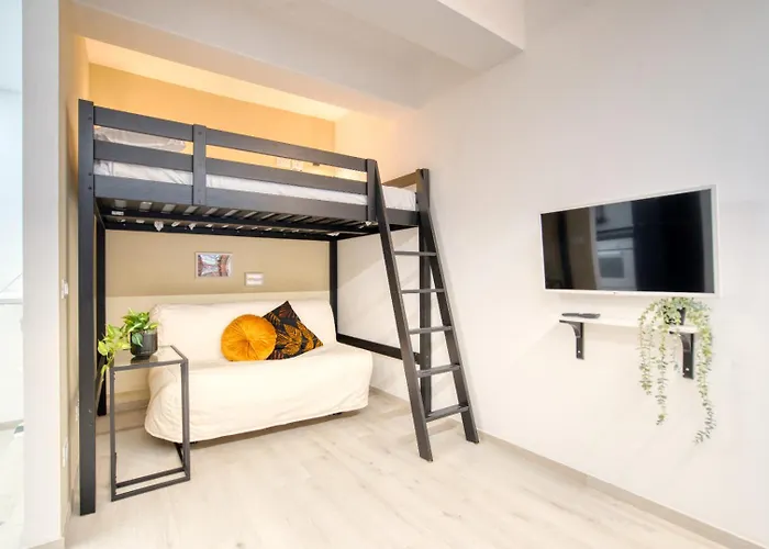 Hostmate - - Suzzani - Bicocca