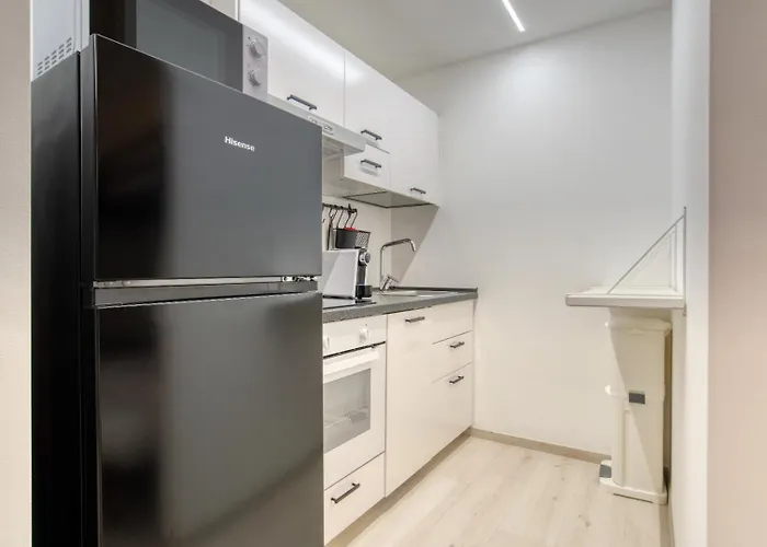 Hostmate - - Suzzani - Bicocca Milan