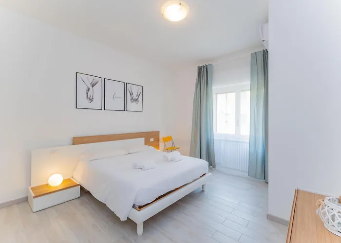Appartement Casa Raffaella Comfort Smart Working M3 Bus Self-check-in Milaan