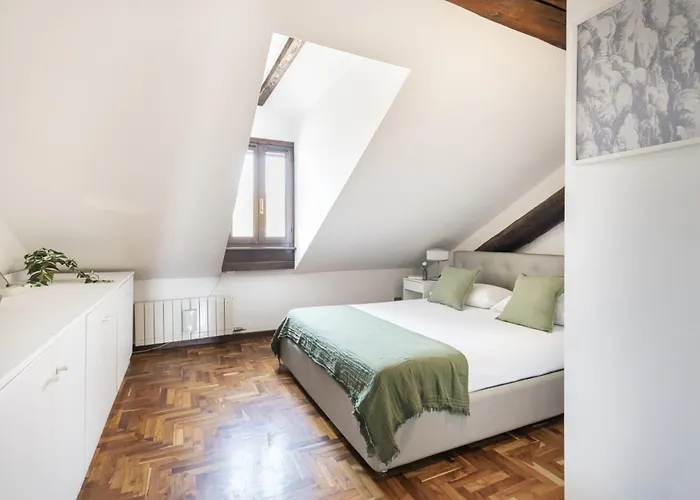 Easylife - - Curtatone 2 - Porta Romana Milan