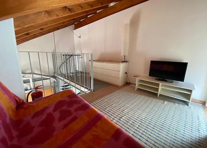 Апартаменты Navigli Downtown Cocco House *