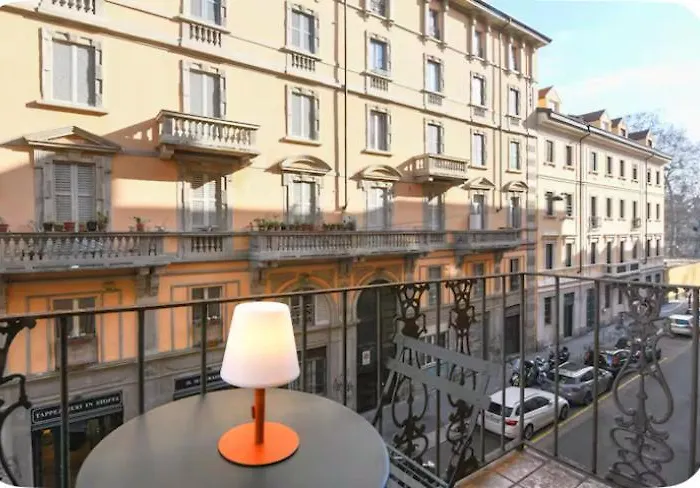 Corso Genova Apartment, Navigli Area, Center Апартаменты *
