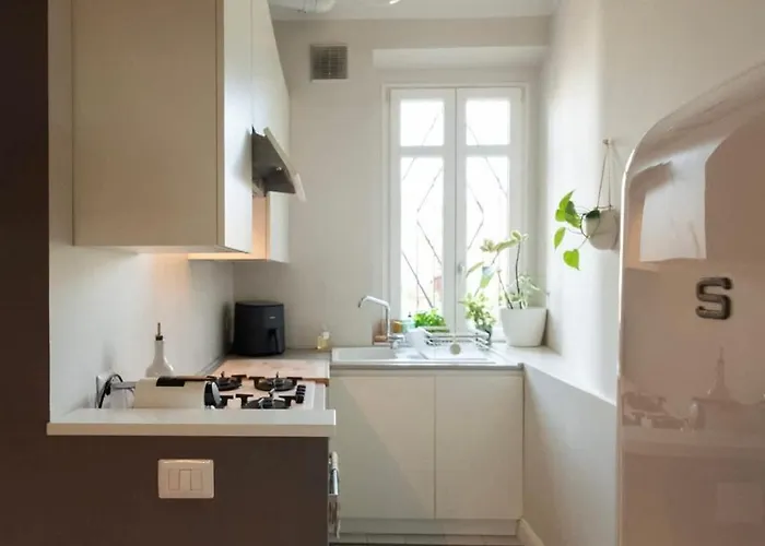 Nolo Design - Near Station *