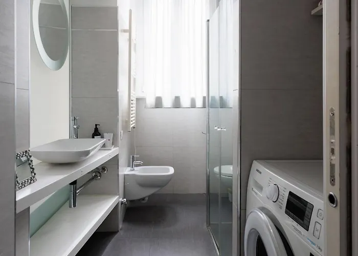 Urban House - Loft Navigli Restyled!