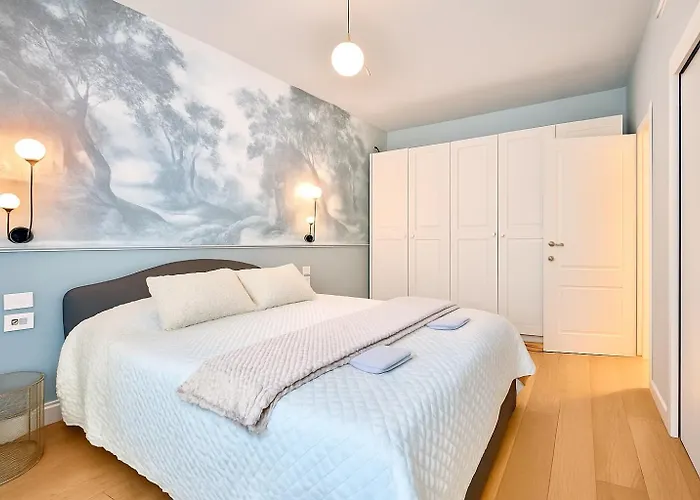 Casa Angelo Design Flat - Milan, Porta Venezia, 3 Metro Stops Duomo * מילאנו