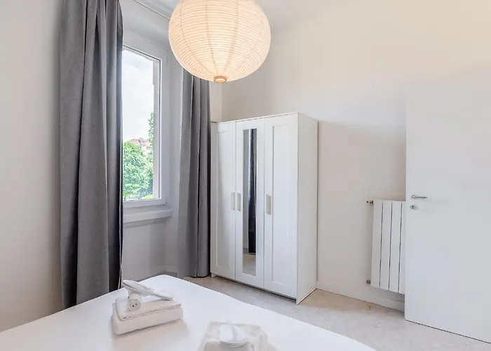 شقة Certosa - Bright & Modern - 2 Steps From Train Station By Innstay