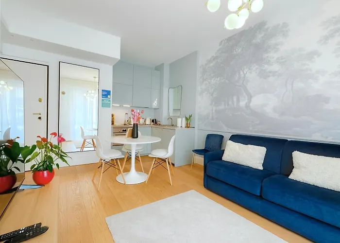 Casa Angelo Design Flat - Milan, Porta Venezia, 3 Metro Stops Duomo דירה *