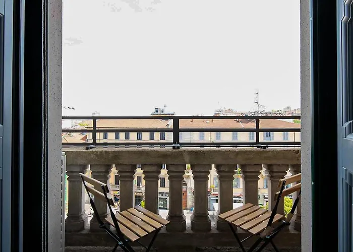 شقة Luxury Penthouse - 5 Min To Duomo